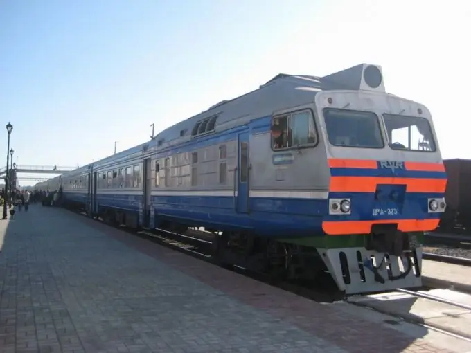 Si të blini një biletë treni pa pasaportë