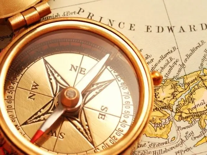 Come navigare con la bussola