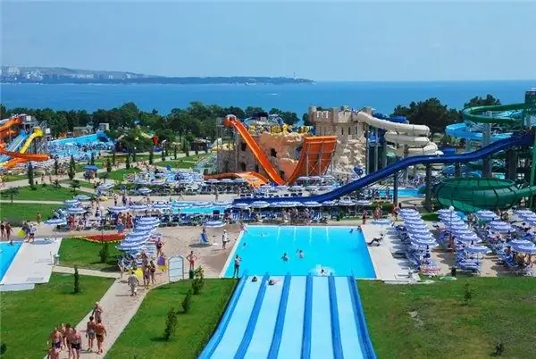 Aquapark "Dhahabu Bay"