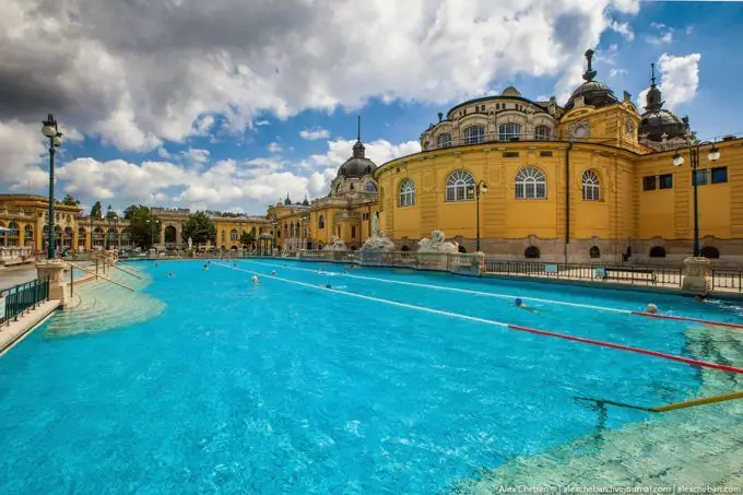 Banho de Széchenyi