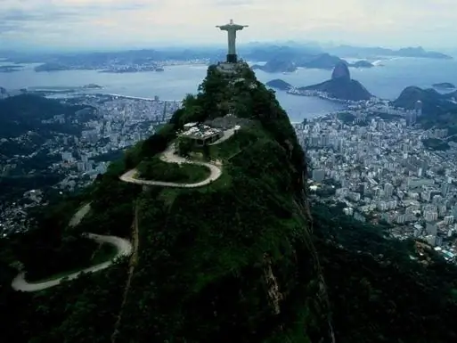 Làm gì ở Brazil