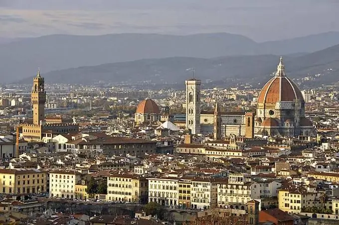 Ni nini kinachovutia watalii kwa Florence